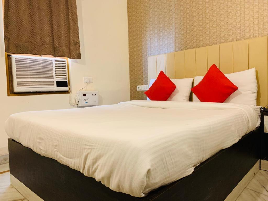 Hotel Kewal Palace Bénarès Extérieur photo