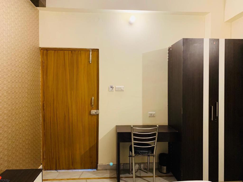 Hotel Kewal Palace Bénarès Extérieur photo